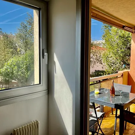 Les Pins Yourhosthelper Lejlighed Cagnes-sur-Mer
